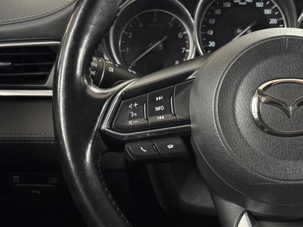 Mazda 6 III (GJ) Рестайлинг 2 с пробегом 2019 года, цена 2 030 000 рублей, 67737 км, седан, Автокод Объявления