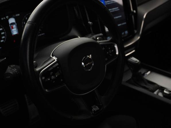 Volvo XC60 II с пробегом 2020 года, цена 3 330 000 рублей, 142850 км, внедорожник, Автокод Объявления