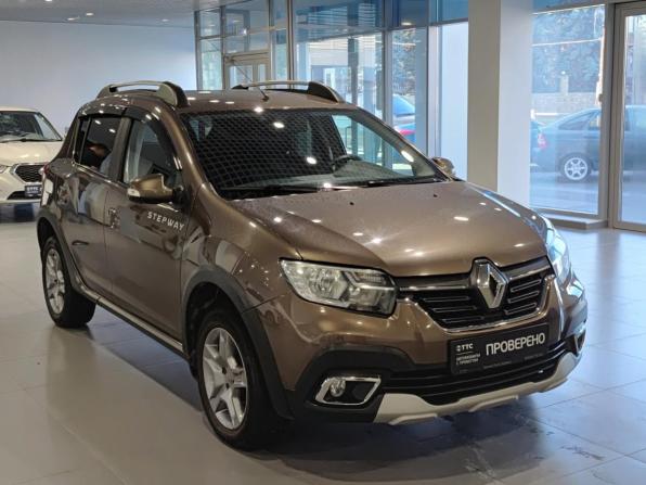 Renault Sandero II Рестайлинг с пробегом 2020 года, цена 1 235 000 рублей, 82200 км, хэтчбек, Автокод Объявления