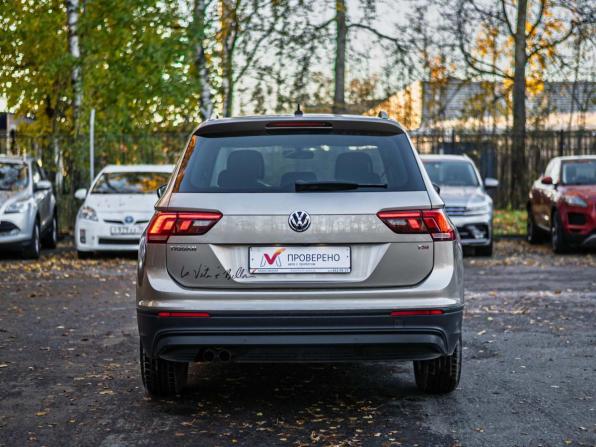 Volkswagen Tiguan II с пробегом 2017 года, цена 1 990 000 рублей, 96479 км, внедорожник, Автокод Объявления