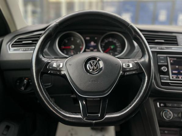 Volkswagen Tiguan II с пробегом 2018 года, цена 1 910 000 рублей, 198000 км, внедорожник, Автокод Объявления