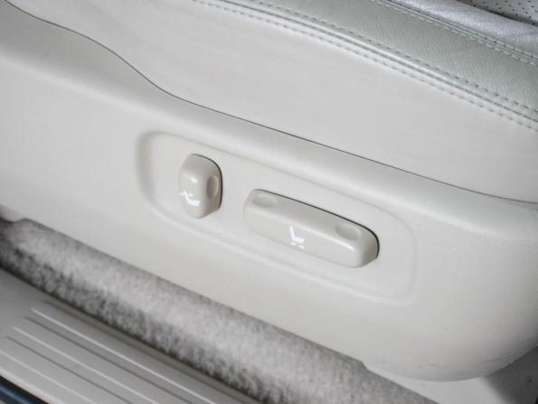 Toyota Land Cruiser Prado 120 Series Рестайлинг с пробегом 2007 года, цена 2 199 000 рублей, 281184 км, внедорожник, Автокод Объявления