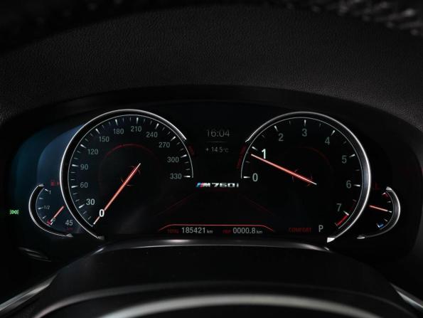 BMW 7 серии VI (G11/G12) с пробегом 2017 года, цена 3 289 000 рублей, 185421 км, седан, Автокод Объявления