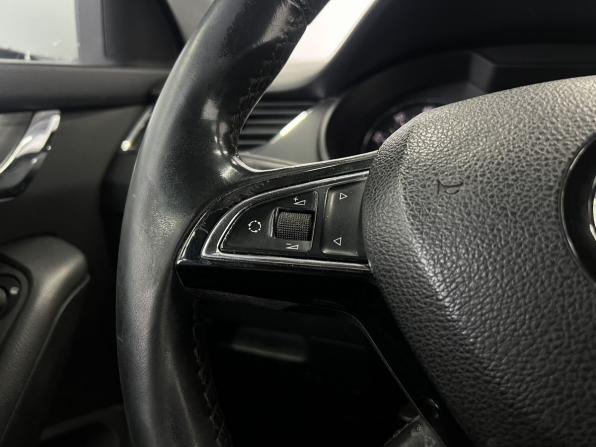 Skoda Octavia III (A7) с пробегом 2014 года, цена 1 089 000 рублей, 216284 км, лифтбек, Автокод Объявления