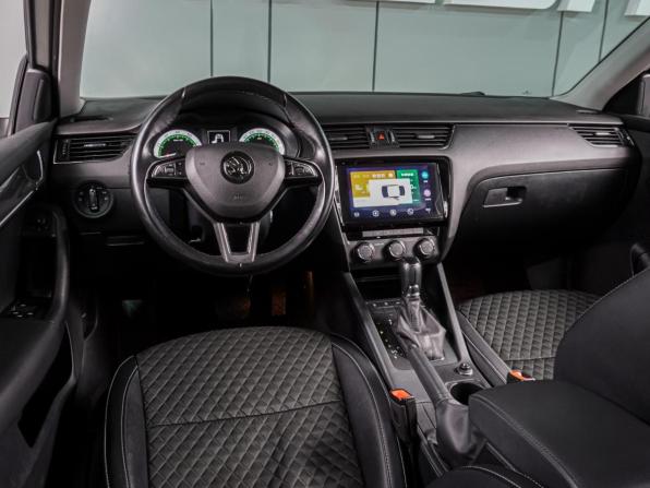 Skoda Octavia III (A7) Рестайлинг с пробегом 2019 года, цена 1 999 000 рублей, 42810 км, универсал, Автокод Объявления