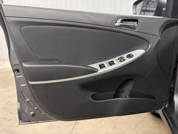 Hyundai Solaris I с пробегом 2011 года, цена 897 000 рублей, 168000 км, хэтчбек, Автокод Объявления