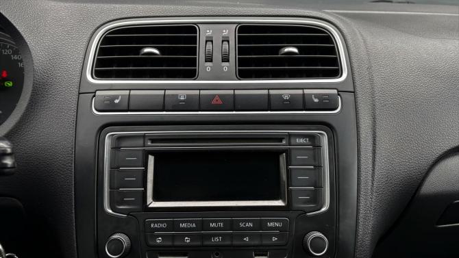 Volkswagen Polo V с пробегом 2013 года, цена 1 165 000 рублей, 76607 км, седан, Автокод Объявления