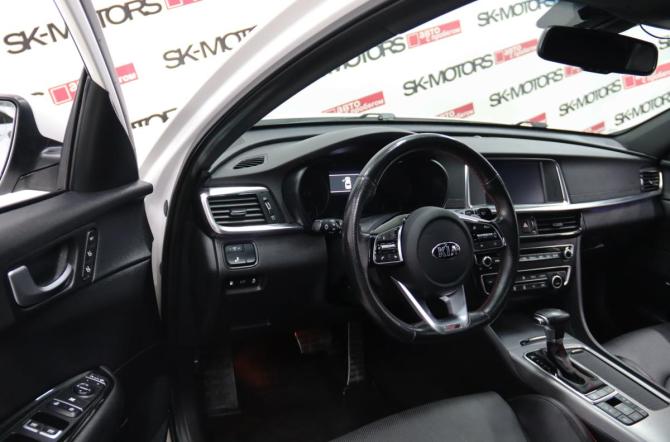 Kia Optima IV Рестайлинг с пробегом 2019 года, цена 2 295 950 рублей, 77506 км, седан, Автокод Объявления