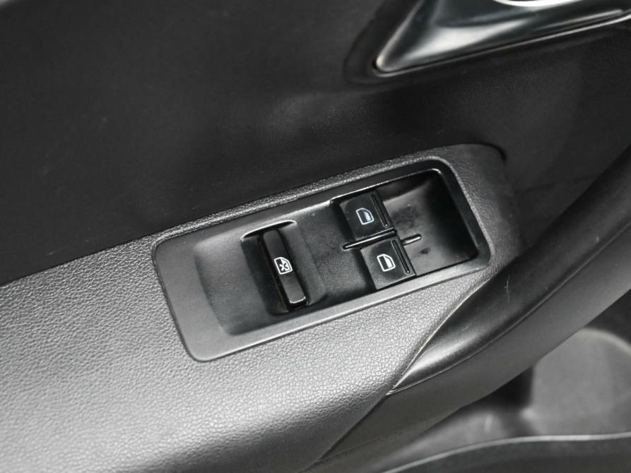 Volkswagen Polo V Рестайлинг Екатеринбург  - изображение 12