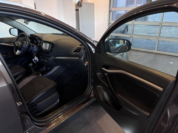 Lada (ВАЗ) Vesta I с пробегом 2020 года, цена 1 305 000 рублей, 50970 км, универсал, Автокод Объявления