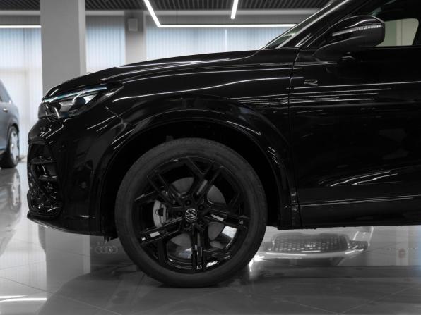 Volkswagen Tiguan III (China Market) с пробегом 2026 года, цена 4 700 000 рублей, 35 км, внедорожник, Автокод Объявления