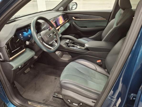 Geely Monjaro I с пробегом 2023 года, цена 3 170 000 рублей, 40032 км, внедорожник, Автокод Объявления
