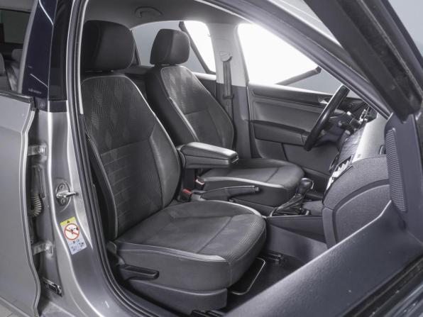 Volkswagen Polo VI с пробегом 2021 года, цена 1 589 000 рублей, 176525 км, лифтбек, Автокод Объявления