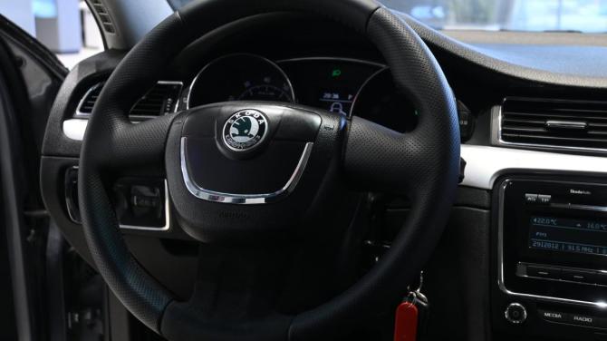 Skoda Superb II с пробегом 2011 года, цена 845 000 рублей, 219000 км, лифтбек, Автокод Объявления
