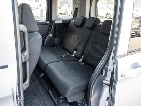 Toyota Roomy I с пробегом 2018 года, цена 950 000 рублей, 128318 км, микровэн, Автокод Объявления