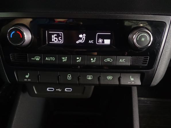 Skoda Rapid II с пробегом 2020 года, цена 1 750 000 рублей, 32134 км, лифтбек, Автокод Объявления