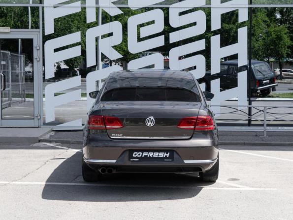 Volkswagen Passat B7 с пробегом 2012 года, цена 950 000 рублей, 282585 км, седан, Автокод Объявления