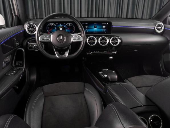 Mercedes-Benz A-Класс IV (W177) с пробегом 2021 года, цена 3 199 000 рублей, 70529 км, седан, Автокод Объявления