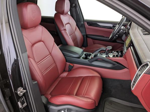 Porsche Cayenne III с пробегом 2018 года, цена 4 590 000 рублей, 250263 км, внедорожник, Автокод Объявления