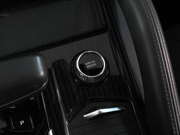 Geely Monjaro I с пробегом 2024 года, цена 3 299 000 рублей, 22910 км, внедорожник, Автокод Объявления