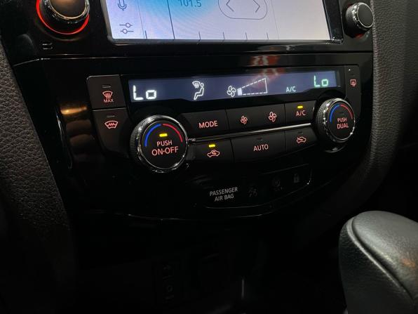 Nissan Qashqai II с пробегом 2019 года, цена 1 800 000 рублей, 74217 км, внедорожник, Автокод Объявления