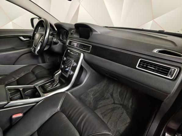 Volvo XC70 II с пробегом 2013 года, цена 1 850 000 рублей, 133466 км, универсал, Автокод Объявления
