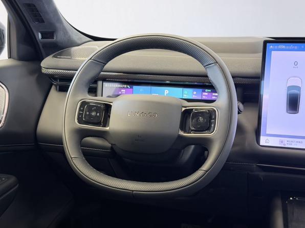 Lynk &amp; Co 900 с пробегом 2026 года, цена 8 620 000 рублей, 35 км, внедорожник, Автокод Объявления