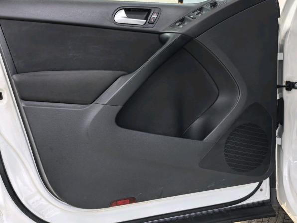 Volkswagen Tiguan I Рестайлинг с пробегом 2015 года, цена 1 180 000 рублей, 207967 км, внедорожник, Автокод Объявления