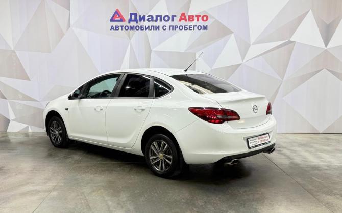 Opel Astra J Рестайлинг с пробегом 2012 года, цена 580 000 рублей, 230236 км, седан, Автокод Объявления