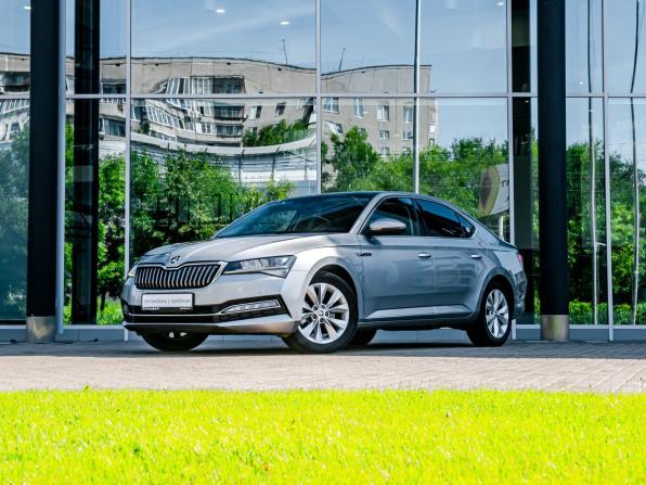 Skoda Superb III Рестайлинг с пробегом 2020 года, цена 2 900 000 рублей, 97777 км, лифтбек, Автокод Объявления