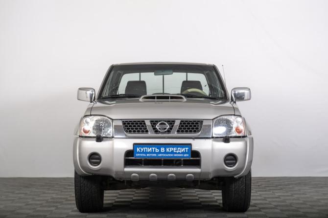 Nissan NP300 с пробегом 2012 года, цена 1 299 000 рублей, 181800 км, offers.body_type.unknown, Автокод Объявления