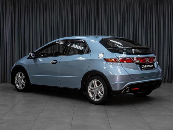 Honda Civic VIII с пробегом 2006 года, цена 569 000 рублей, 309628 км, хэтчбек, Автокод Объявления