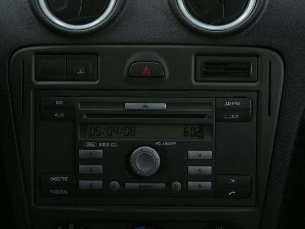 Ford Fusion I Рестайлинг с пробегом 2008 года, цена 295 000 рублей, 281500 км, хэтчбек, Автокод Объявления