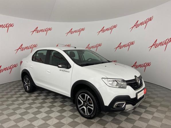 Renault Logan II Рестайлинг с пробегом 2022 года, цена 1 275 000 рублей, 82692 км, седан, Автокод Объявления