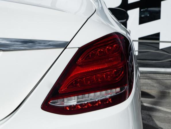 Mercedes-Benz C-Класс IV (W205) Рестайлинг с пробегом 2018 года, цена 2 470 000 рублей, 130709 км, седан, Автокод Объявления