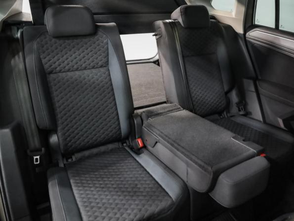 Volkswagen Tiguan II с пробегом 2020 года, цена 2 099 000 рублей, 171830 км, внедорожник, Автокод Объявления