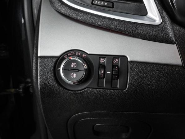 Opel Mokka I с пробегом 2013 года, цена 899 000 рублей, 114071 км, внедорожник, Автокод Объявления