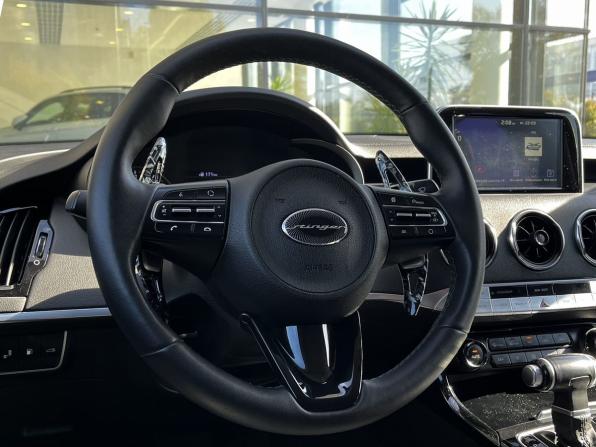 Kia Stinger I с пробегом 2018 года, цена 2 590 000 рублей, 76144 км, лифтбек, Автокод Объявления