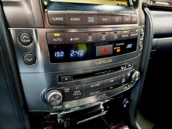Lexus LX III с пробегом 2011 года, цена 2 870 000 рублей, 273000 км, внедорожник, Автокод Объявления