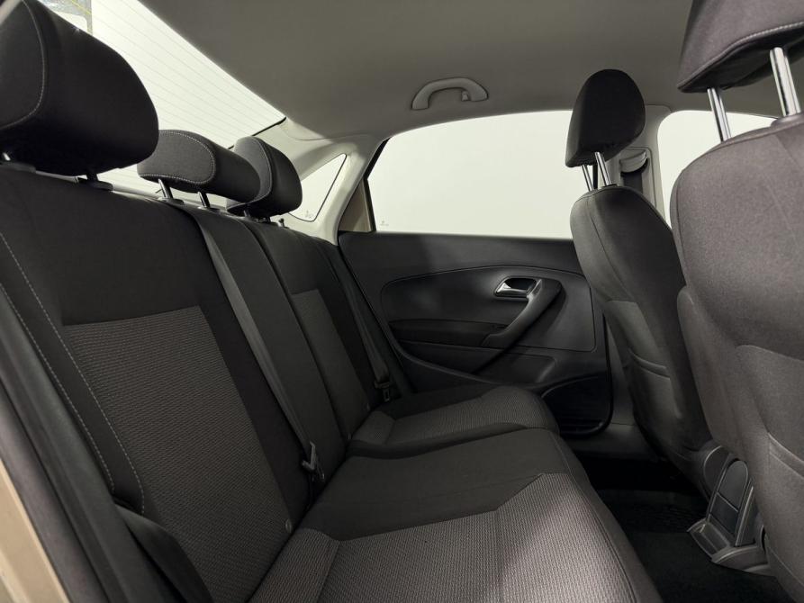 Volkswagen Polo V Рестайлинг Калининград  - изображение 15