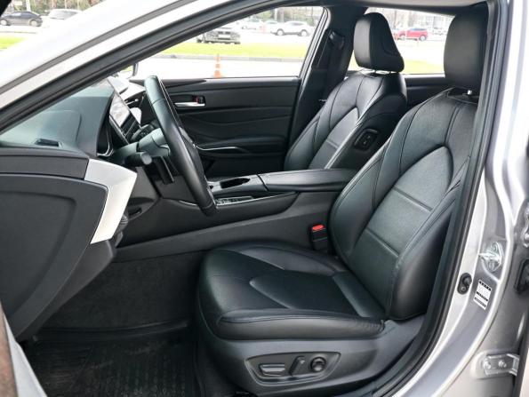 Toyota Avalon V с пробегом 2022 года, цена 3 475 000 рублей, 45594 км, седан, Автокод Объявления