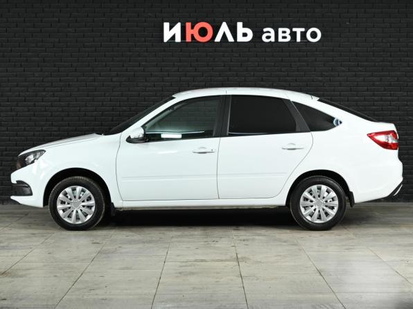 Lada (ВАЗ) Granta I Рестайлинг с пробегом 2024 года, цена 995 000 рублей, 8636 км, лифтбек, Автокод Объявления