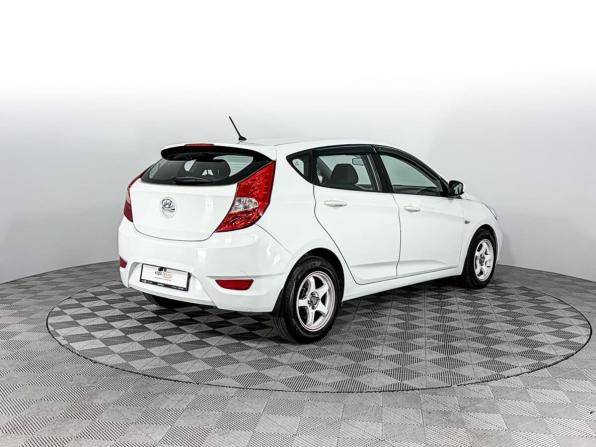 Hyundai Solaris I с пробегом 2013 года, цена 585 600 рублей, 217482 км, хэтчбек, Автокод Объявления
