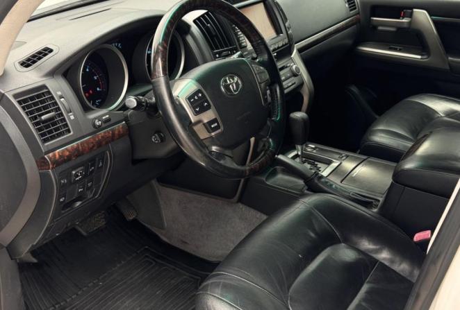 Toyota Land Cruiser 200 Series с пробегом 2011 года, цена 2 880 000 рублей, 243338 км, внедорожник, Автокод Объявления