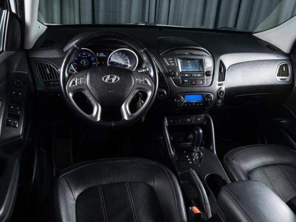 Hyundai ix35 I Рестайлинг с пробегом 2015 года, цена 1 560 000 рублей, 130499 км, внедорожник, Автокод Объявления