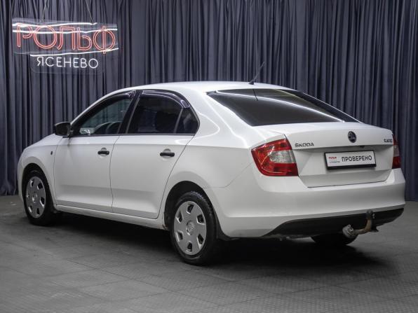 Skoda Rapid I с пробегом 2014 года, цена 529 000 рублей, 279000 км, лифтбек, Автокод Объявления