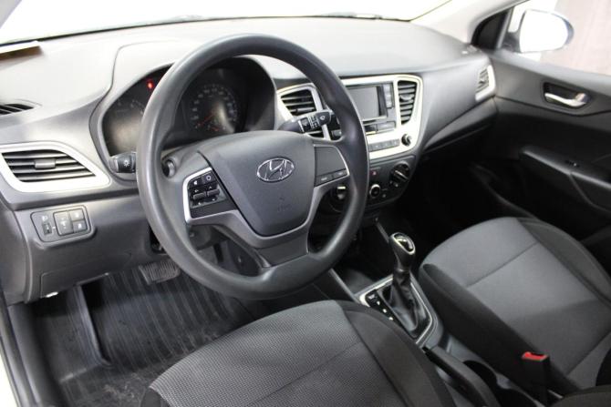Hyundai Solaris II с пробегом 2019 года, цена 1 435 000 рублей, 96421 км, седан, Автокод Объявления