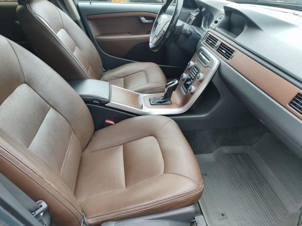 Volvo XC70 II Рестайлинг с пробегом 2016 года, цена 1 949 000 рублей, 247262 км, универсал, Автокод Объявления