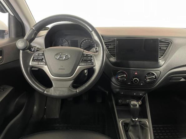 Hyundai Solaris II с пробегом 2019 года, цена 1 170 000 рублей, 114809 км, седан, Автокод Объявления