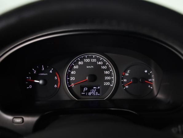 Hyundai H-1 II Рестайлинг 2 с пробегом 2018 года, цена 3 000 000 рублей, 118752 км, минивэн, Автокод Объявления